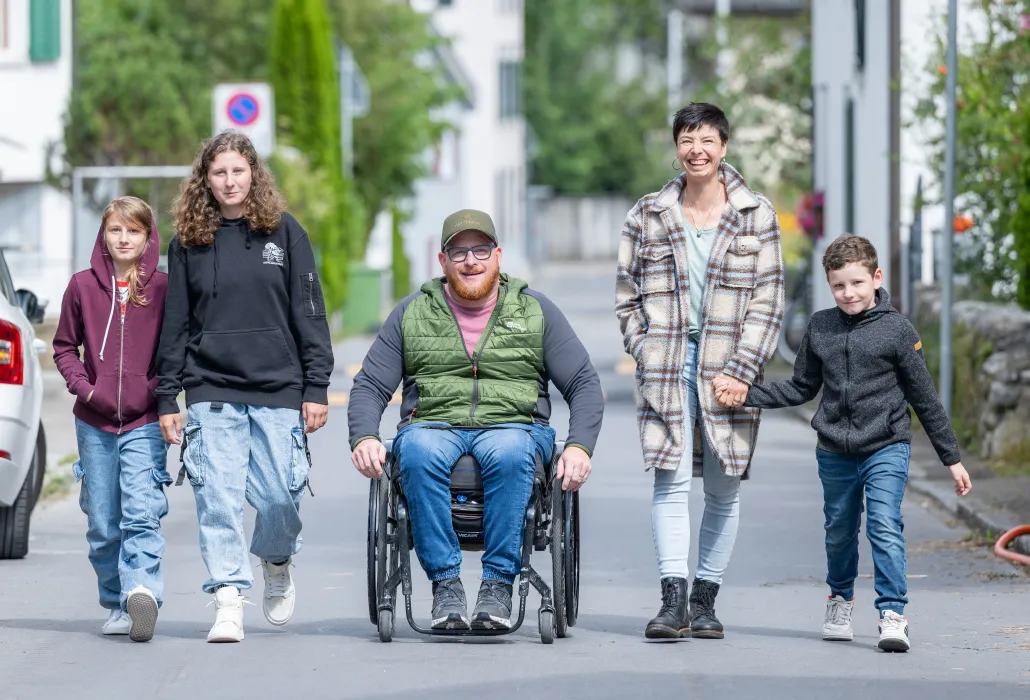 Heinrich Dürst mit seiner Familie