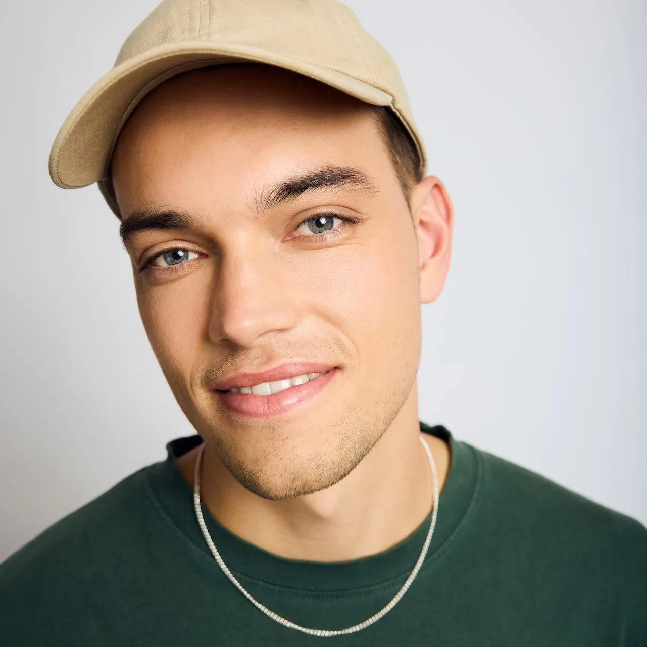 Portraitfoto von Jens Bucher, Mitglied der Schweizer Paraplegiker-Stiftung.