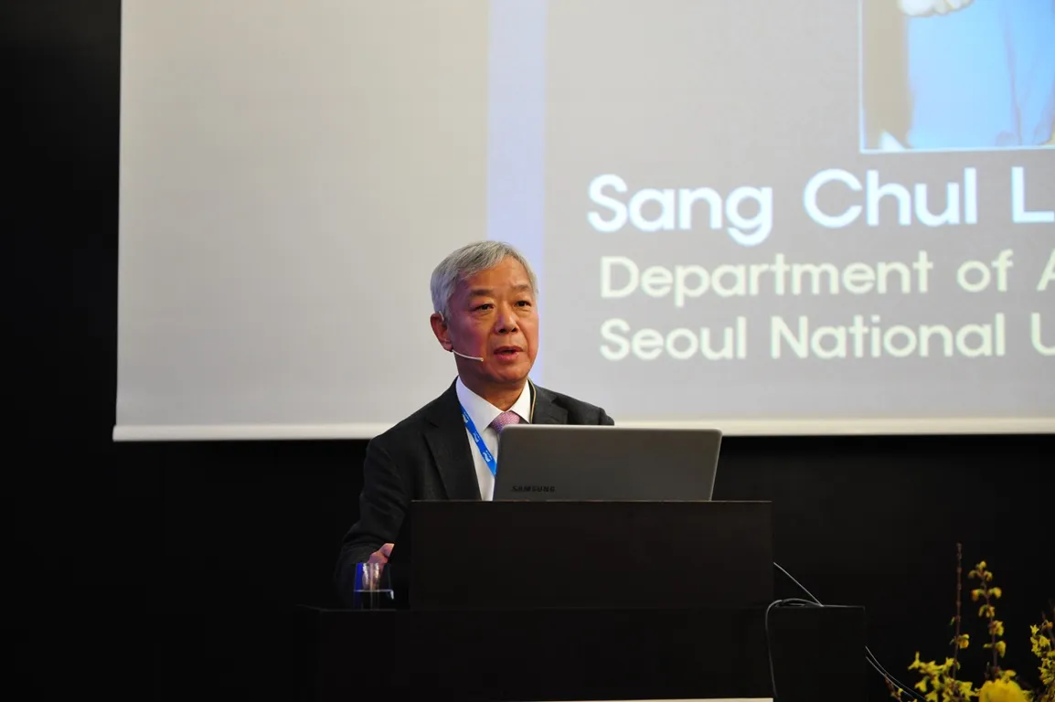 Sang Chul Lee, Korea