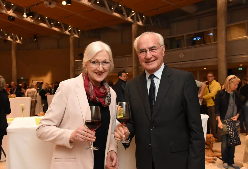 Guido A. Zäch mit seiner langjährigen Wegbegleiterin Silvia Buscher